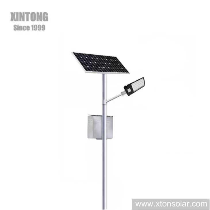 30W 4m Lithium Battery Solar LED Street Lamp
